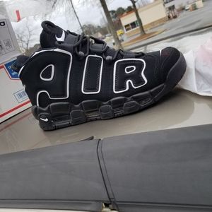Nike Uptempos (Scottie Pippens) size 12